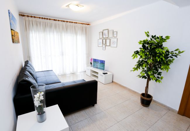 Апартаменты на La Pineda - PINEDA 5 с общим бассейном, пляж в 100м Апартаменты на La Pineda - PINEDA 5 с общим бассейном, пляж в 100м