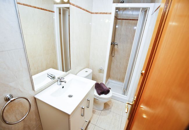 Апартаменты на La Pineda - PINEDA 5 с общим бассейном, пляж в 100м Апартаменты на La Pineda - PINEDA 5 с общим бассейном, пляж в 100м
