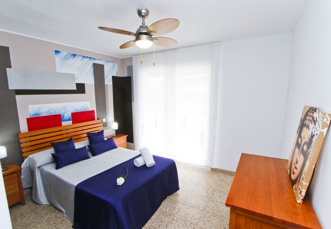 Апартаменты на Salou - ОКСАНА центр Салоу, рядом с Порт Авентура Апартаменты на Salou - ОКСАНА центр Салоу, рядом с Порт Авентура