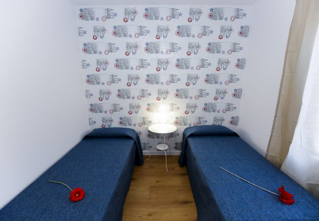 Апартаменты на Salou - QUEENS 1B центр Салоу, пляж в 300м Апартаменты на Salou - QUEENS 1B центр Салоу, пляж в 300м
