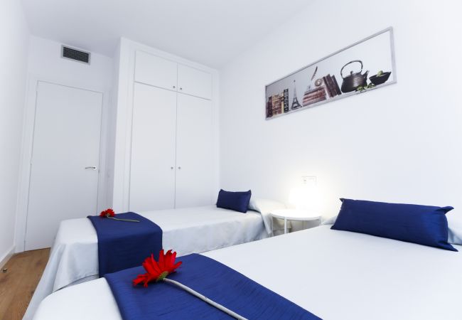 Апартаменты на Salou - QUEENS 1B центр Салоу, пляж в 300м Апартаменты на Salou - QUEENS 1B центр Салоу, пляж в 300м