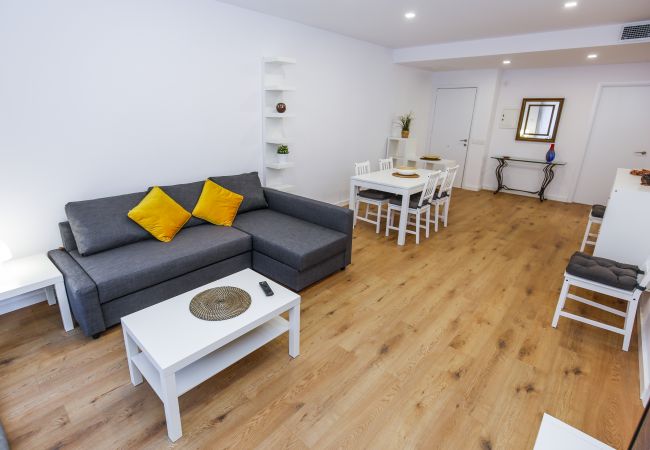 Апартаменты на Salou - QUEENS 1B центр Салоу, пляж в 300м Апартаменты на Salou - QUEENS 1B центр Салоу, пляж в 300м