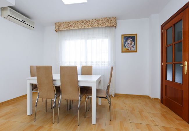 Дом на Salou - PASION - Only Families House - Private Pool Дом на Salou - PASION - Only Families House - Private Pool