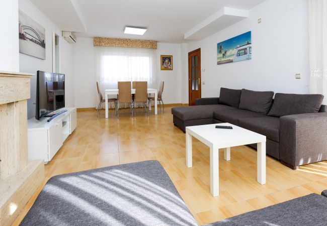 Дом на Salou - PASION - Only Families House - Private Pool Дом на Salou - PASION - Only Families House - Private Pool
