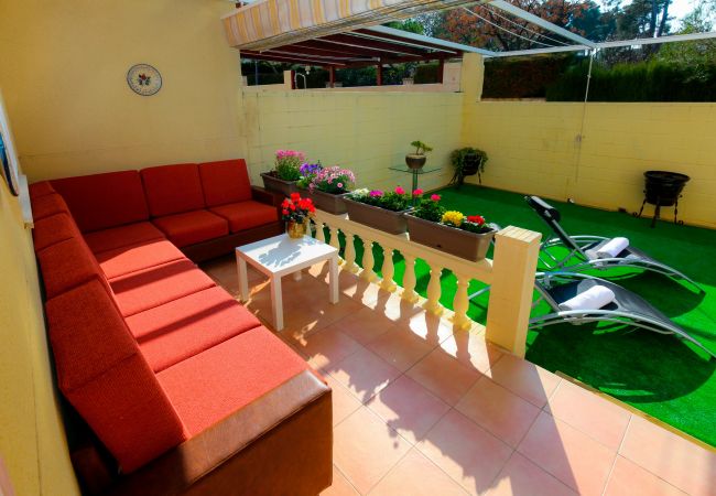 Дом на Salou - PASION - Only Families House - Private Pool Дом на Salou - PASION - Only Families House - Private Pool