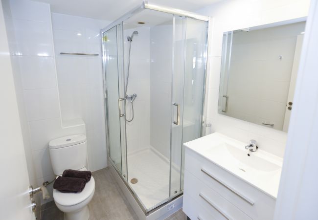 Апартаменты на La Pineda - PINEDA 7 с общим бассейном, пляж в 100м Апартаменты на La Pineda - PINEDA 7 с общим бассейном, пляж в 100м