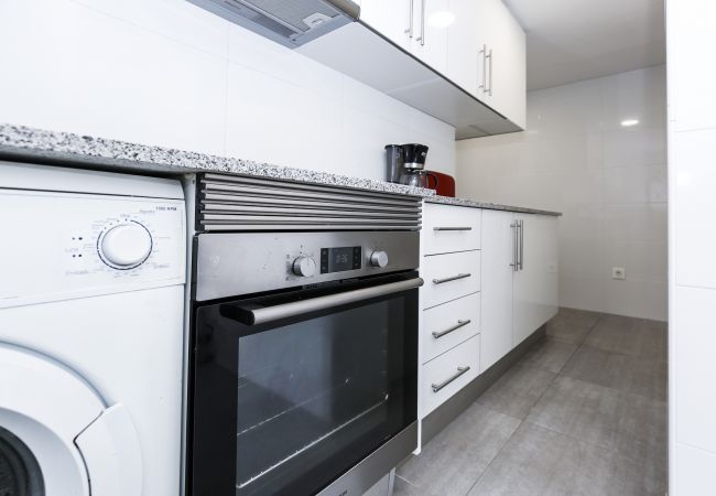 Апартаменты на La Pineda - PINEDA 7 с общим бассейном, пляж в 100м Апартаменты на La Pineda - PINEDA 7 с общим бассейном, пляж в 100м