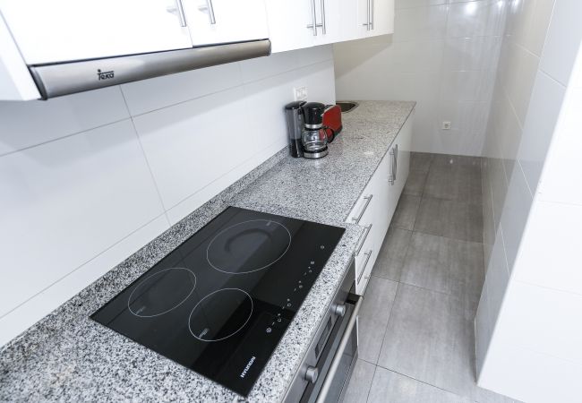 Апартаменты на La Pineda - PINEDA 7 с общим бассейном, пляж в 100м Апартаменты на La Pineda - PINEDA 7 с общим бассейном, пляж в 100м
