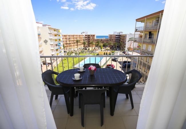 Апартаменты на La Pineda - PINEDA 7 с общим бассейном, пляж в 100м Апартаменты на La Pineda - PINEDA 7 с общим бассейном, пляж в 100м
