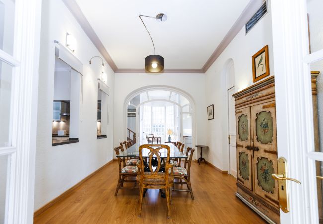 Вилла на Vila Seca - Villa COLONIAL  Вилла на Vila Seca - Villa COLONIAL
