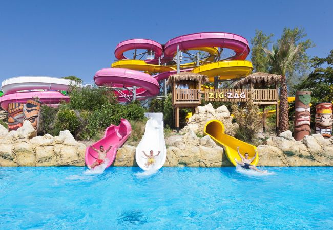 Апартаменты на La Pineda - MALDIVAS Apartments Апартаменты на La Pineda - MALDIVAS Apartments