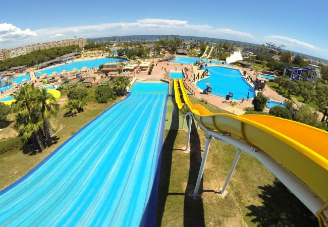 Апартаменты на La Pineda - MALDIVAS Apartments Апартаменты на La Pineda - MALDIVAS Apartments