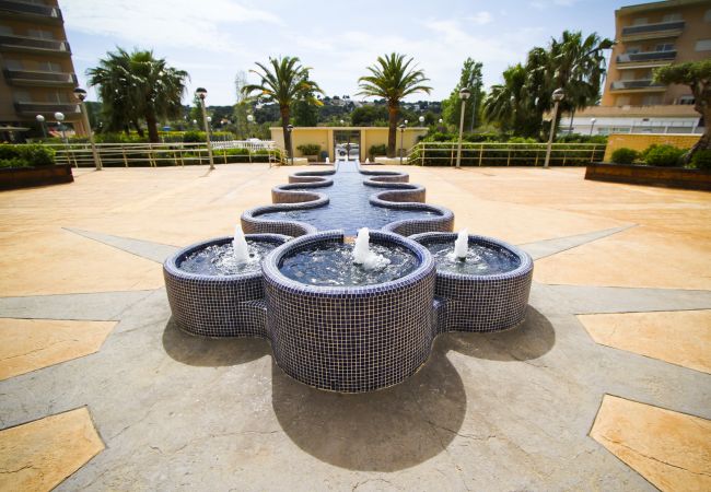 Апартаменты на La Pineda - MALDIVAS Apartments Апартаменты на La Pineda - MALDIVAS Apartments