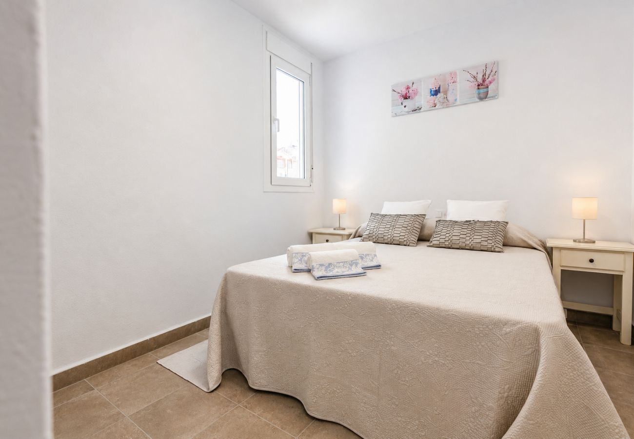 Апартаменты на Салоу - City center apartment for groups near the beach