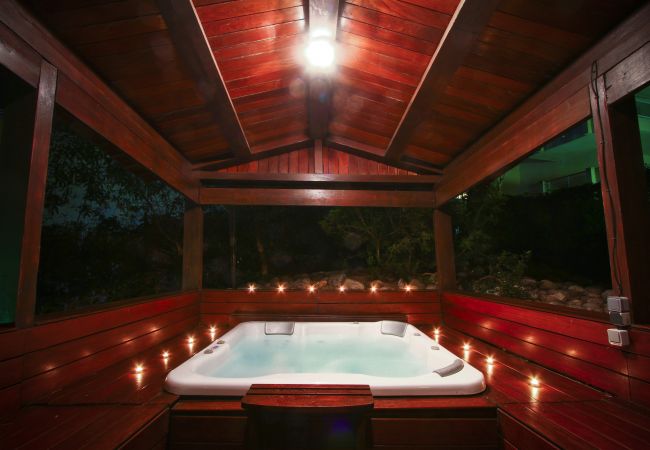 Вилла на Salou - Villa LAKE  Вилла на Salou - Villa LAKE