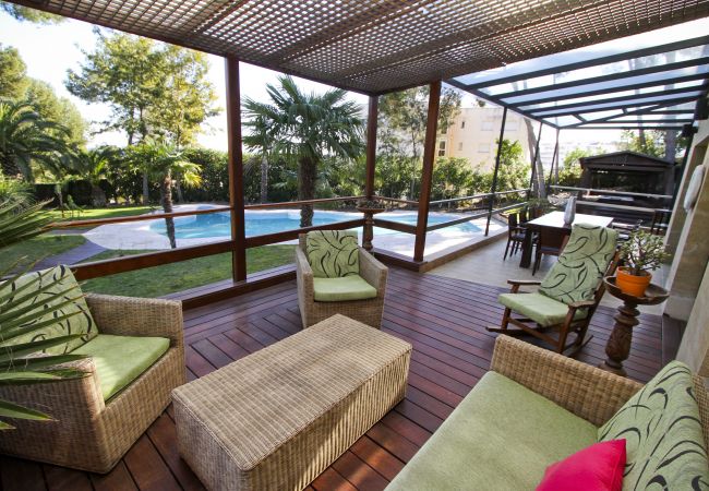 Вилла на Salou - Villa LAKE  Вилла на Salou - Villa LAKE