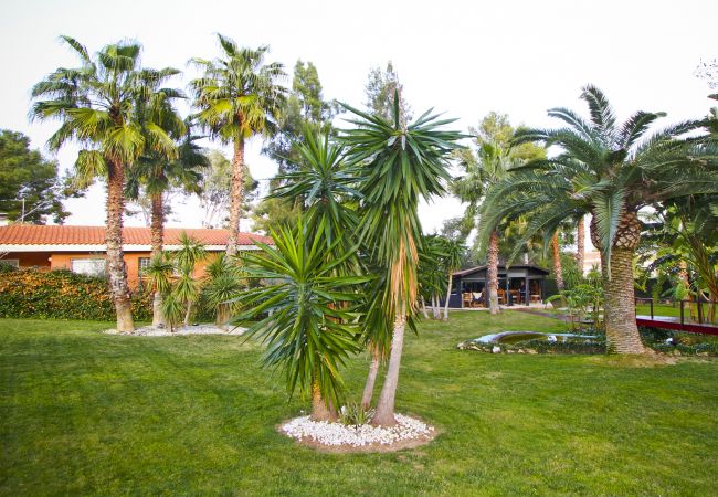 Вилла на Salou - Villa LAKE  Вилла на Salou - Villa LAKE