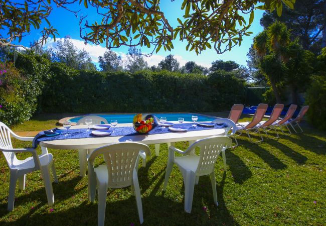 Вилла на Salou - Villa SERENA - Only Families  Вилла на Salou - Villa SERENA - Only Families