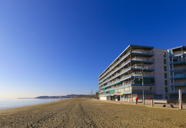 Апартаменты на La Pineda - BELL PINEDA  Апартаменты на La Pineda - BELL PINEDA