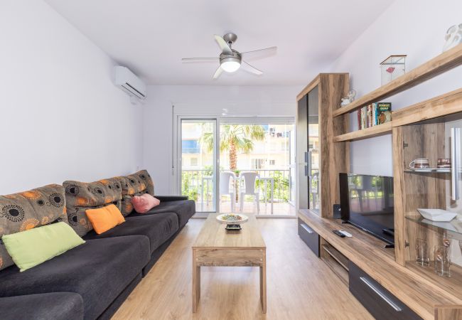 Апартаменты на La Pineda - ADRIAN Apartment  Апартаменты на La Pineda - ADRIAN Apartment