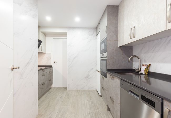 Апартаменты на La Pineda - ADRIAN Apartment  Апартаменты на La Pineda - ADRIAN Apartment