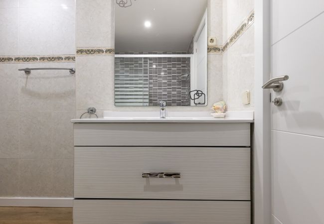 Апартаменты на La Pineda - ADRIAN Apartment  Апартаменты на La Pineda - ADRIAN Apartment