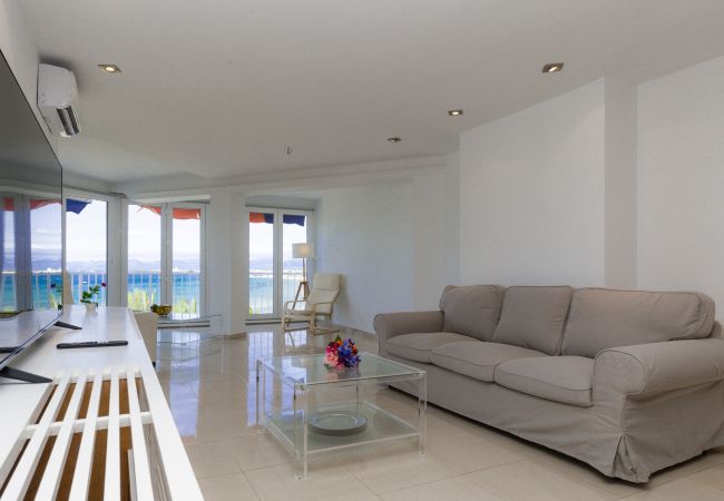 Апартаменты на Salou - HORIZONTE Apartment - Stunning sea view Апартаменты на Salou - HORIZONTE Apartment - Stunning sea view