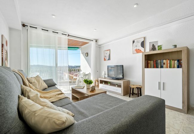Апартаменты на La Pineda - BELL RACO Apartments Апартаменты на La Pineda - BELL RACO Apartments