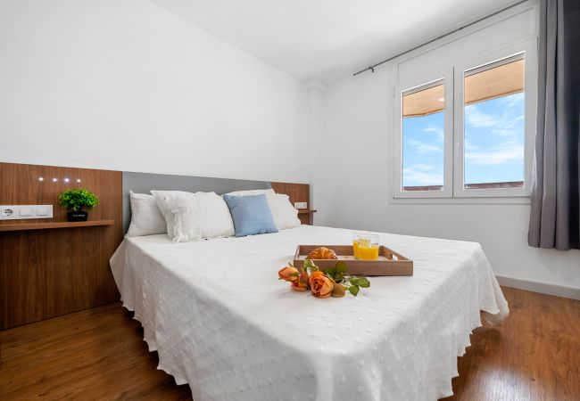 Апартаменты на La Pineda - TECAVI II Apartment Апартаменты на La Pineda - TECAVI II Apartment