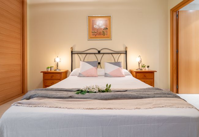 Апартаменты на La Pineda - MALDIVAS III Complex Апартаменты на La Pineda - MALDIVAS III Complex
