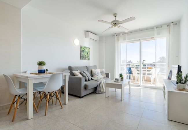 Апартаменты на La Pineda - AQUAMARINA Apartments Апартаменты на La Pineda - AQUAMARINA Apartments