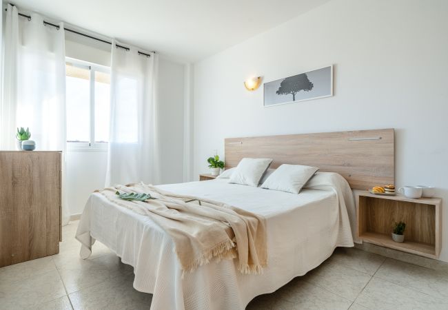 Апартаменты на La Pineda - AQUAMARINA Apartments Апартаменты на La Pineda - AQUAMARINA Apartments