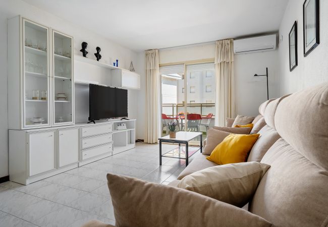 Апартаменты на La Pineda - BAHIA III Apartment Апартаменты на La Pineda - BAHIA III Apartment