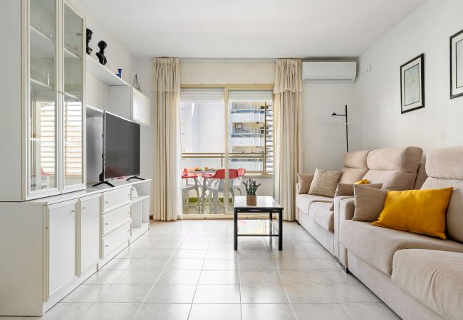Апартаменты на La Pineda - BAHIA III Apartment Апартаменты на La Pineda - BAHIA III Apartment