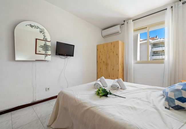 Апартаменты на La Pineda - BAHIA III Apartment Апартаменты на La Pineda - BAHIA III Apartment
