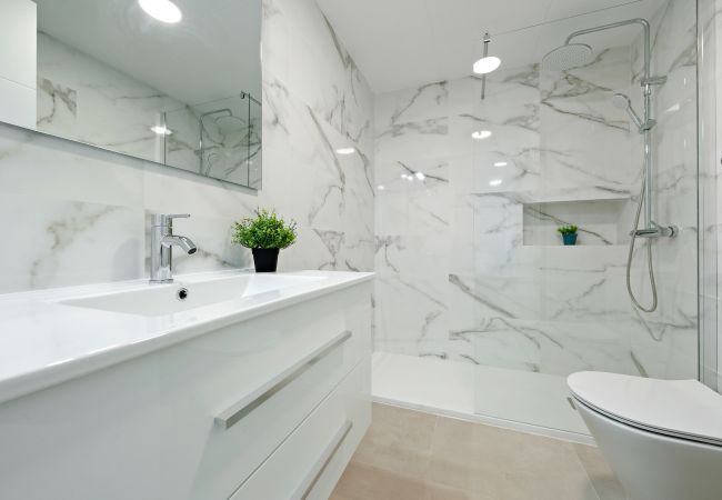Апартаменты на La Pineda - AQUAMARINA II Apartments Апартаменты на La Pineda - AQUAMARINA II Apartments