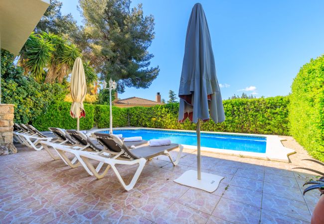 Вилла на Tarragona - Villa GOLETA  Вилла на Tarragona - Villa GOLETA