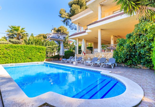 Вилла на Tarragona - Villa GOLETA  Вилла на Tarragona - Villa GOLETA