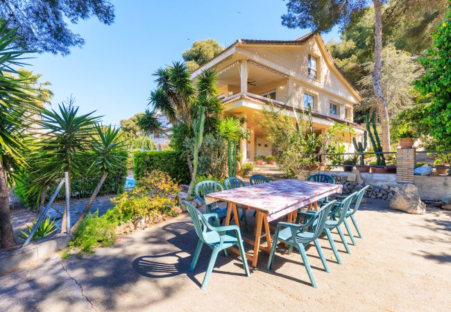 Вилла на Tarragona - Villa GOLETA  Вилла на Tarragona - Villa GOLETA