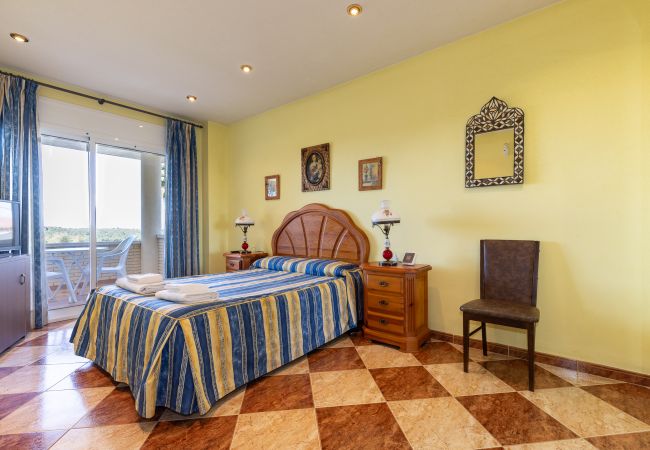 Вилла на Tarragona - Villa GOLETA  Вилла на Tarragona - Villa GOLETA
