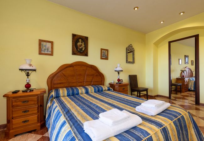 Вилла на Tarragona - Villa GOLETA  Вилла на Tarragona - Villa GOLETA