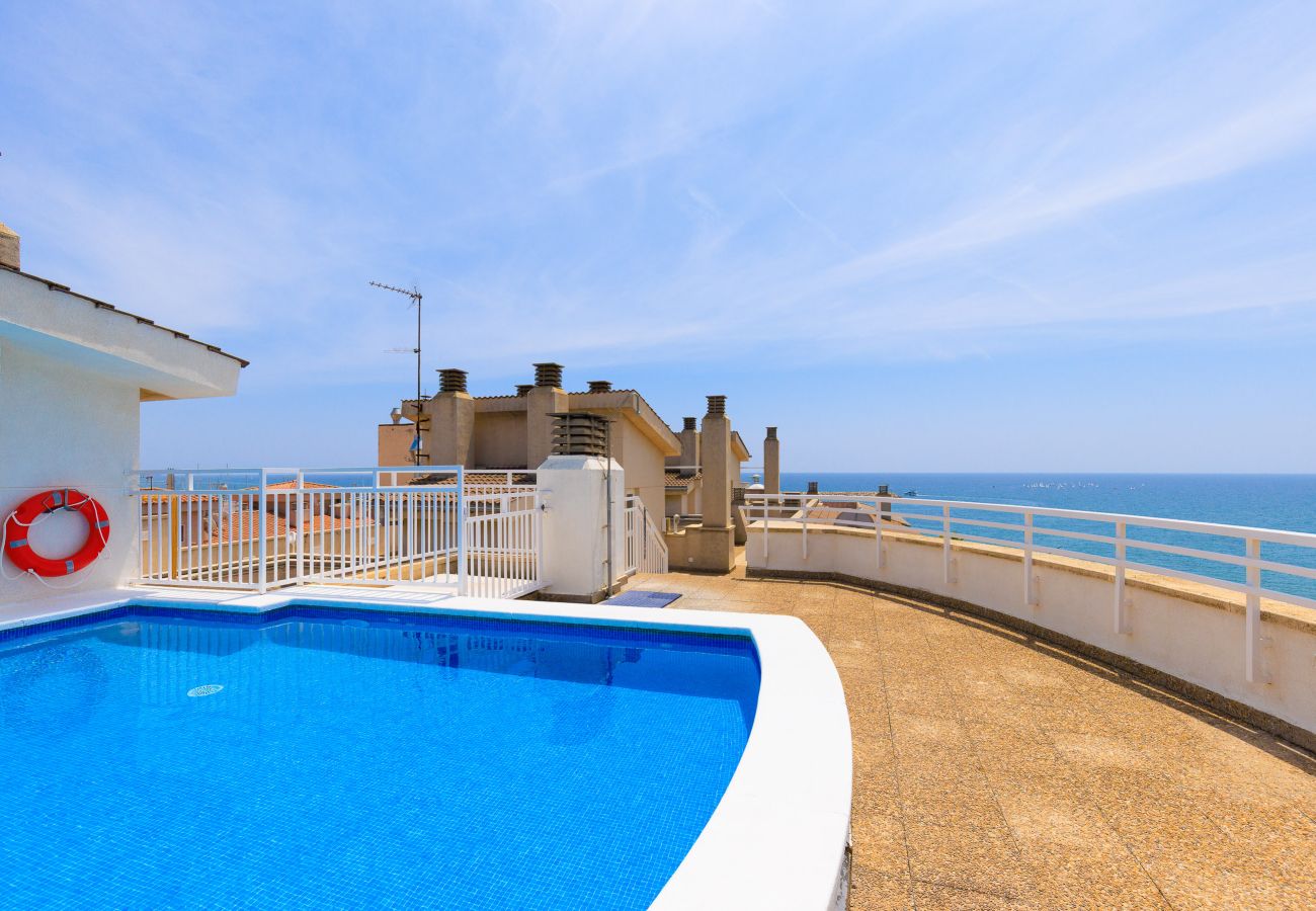 Апартаменты на Камбрильс - CAPRICCIO Apartment