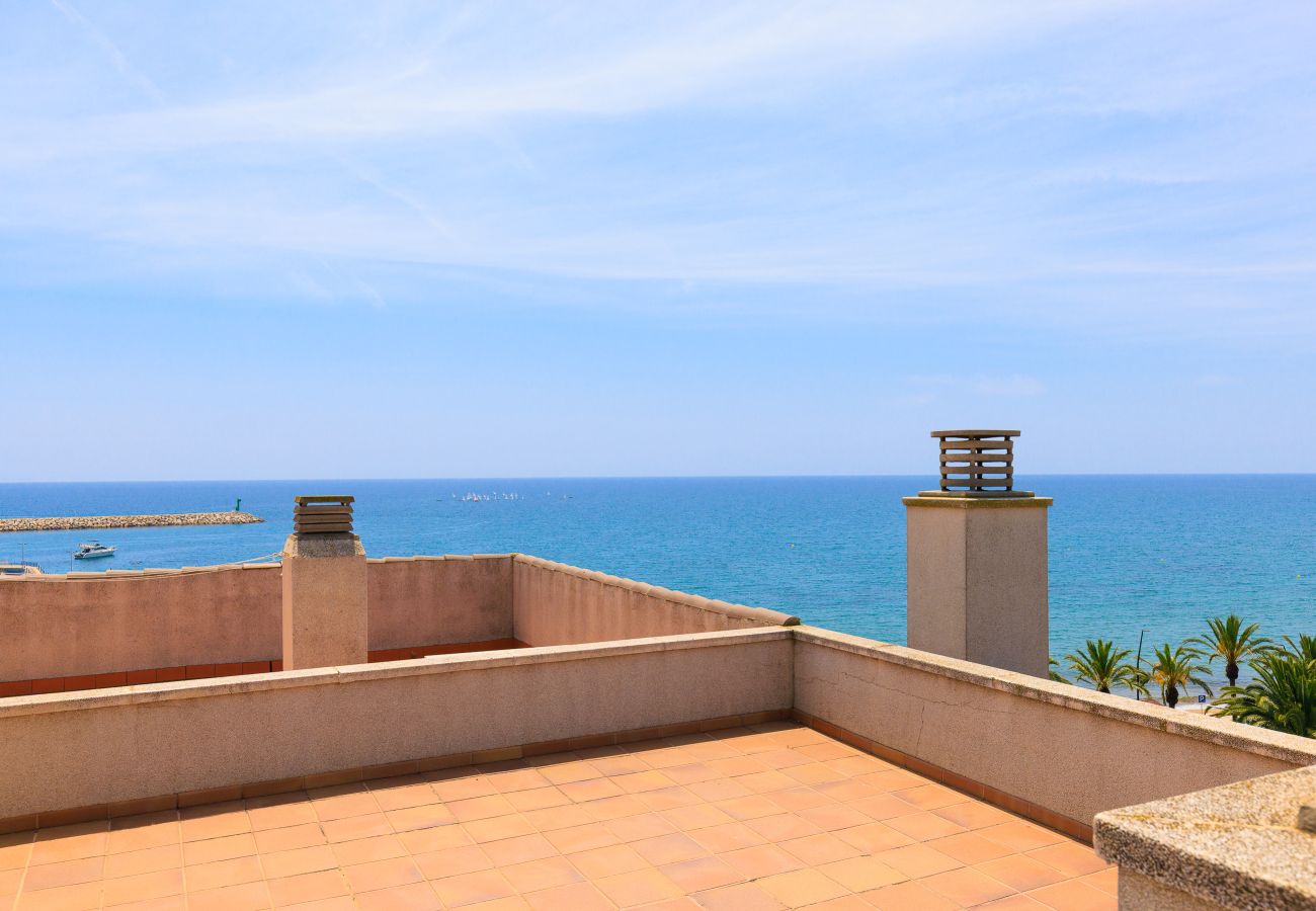 Апартаменты на Камбрильс - CAPRICCIO Apartment